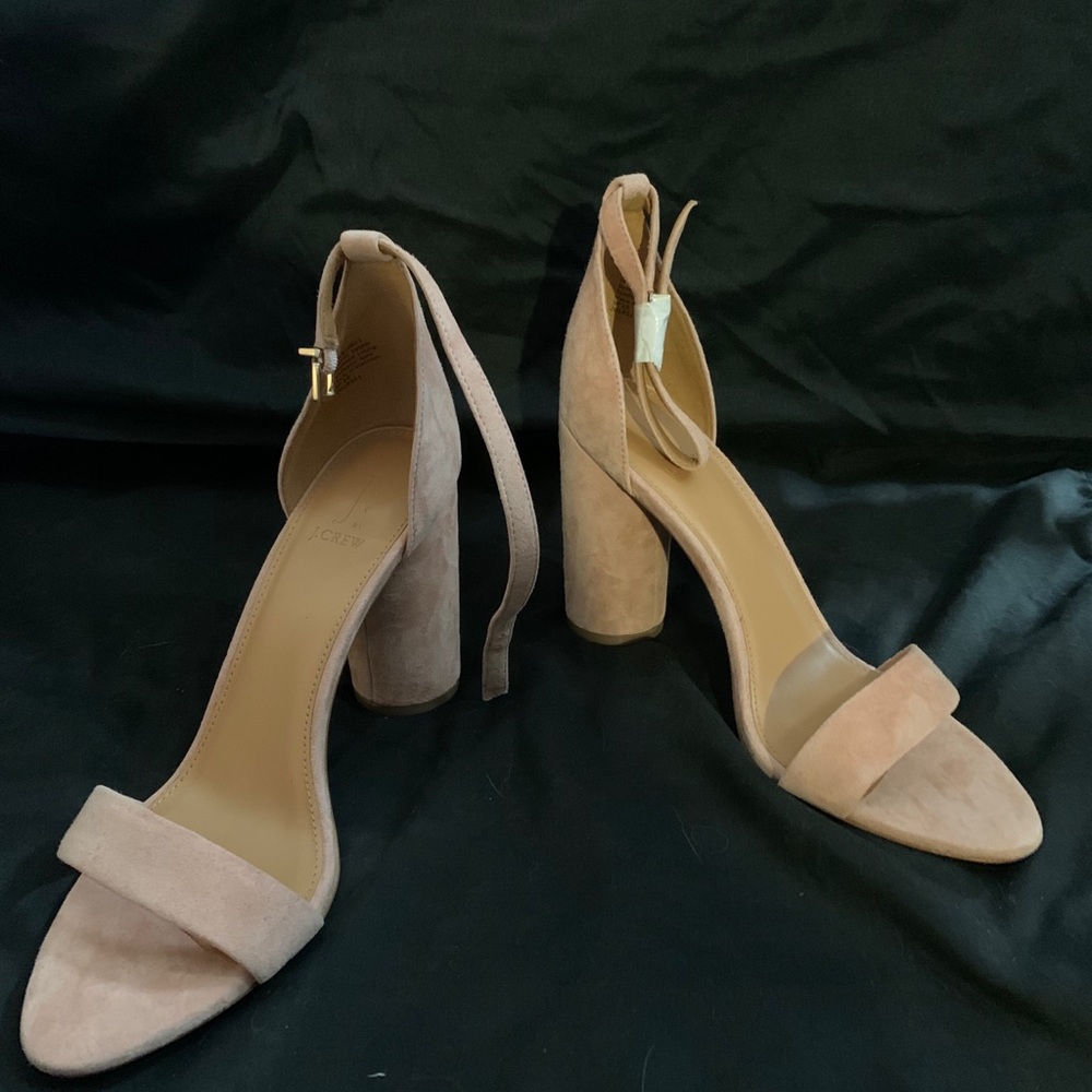 Never worn pink Heels!